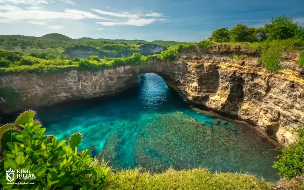 Nusa Penida Adventure – Iconic Cliffs, Crystal Waters & Private Island Escape from Bali King Julian Bali – Pri